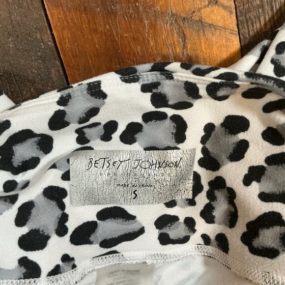 Betsey Johnson Performance Leopard Print Leggings Size Small - Picture 5 of 7